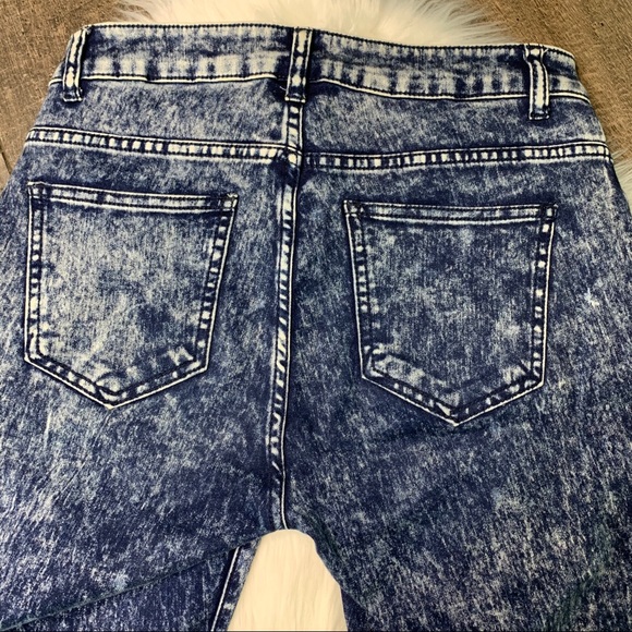 🍀FOREVER 21 Stone Washed High Waist Skinny Jeans - Picture 5 of 7